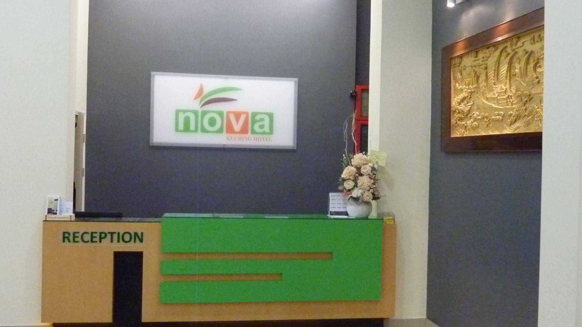 Nova Kuching Hotel Exterior foto